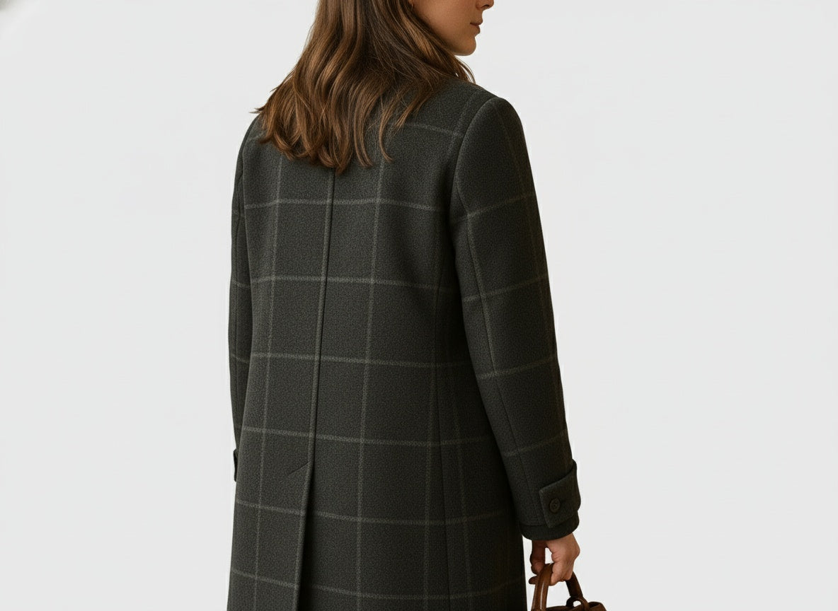 Elara– Klassieke Ruiten Wintermantel